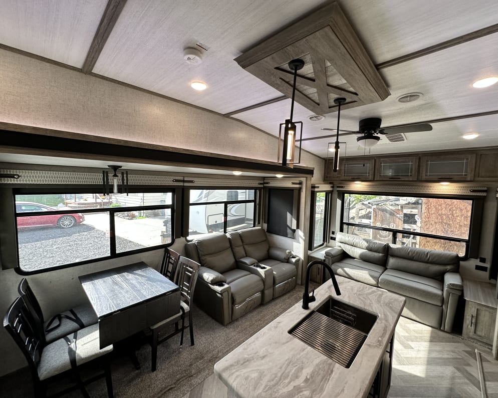 2020 Salem Hemisphere  by Forest River for rent in 98848