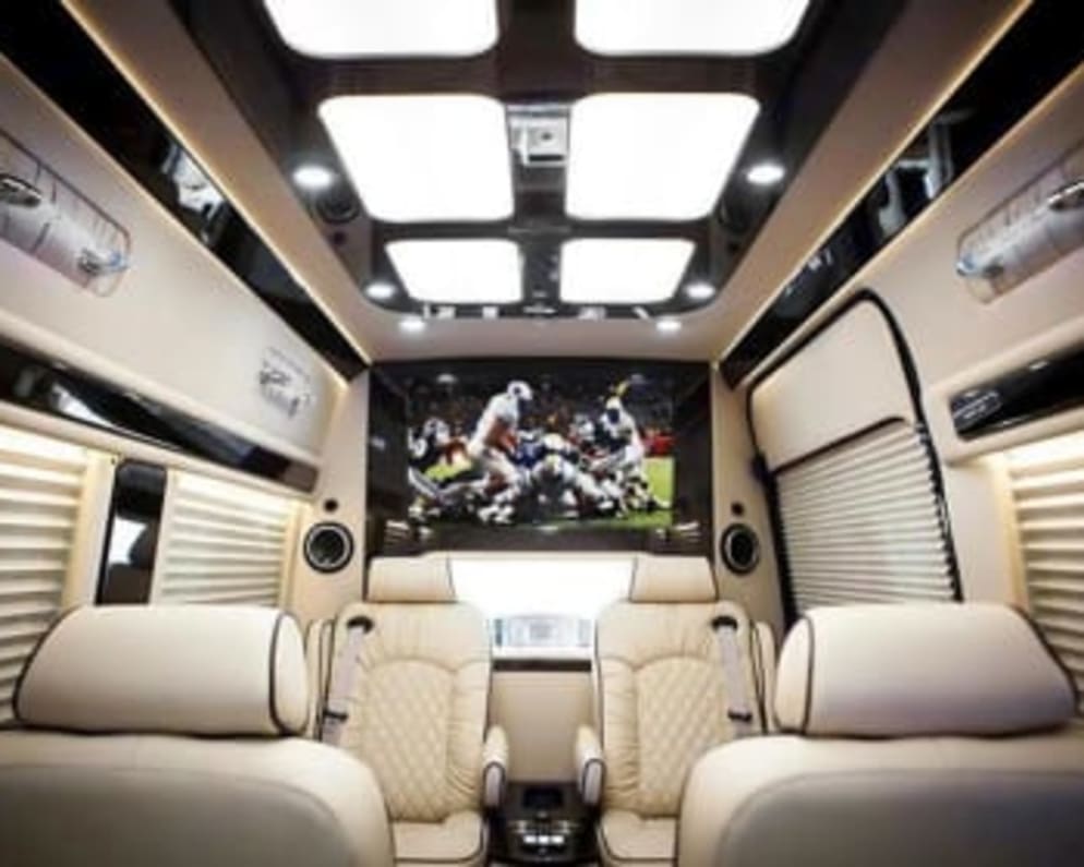 2021 Midwest Automotive Designs Ultimate Limo Class B for rent in Chattanooga Tennessee