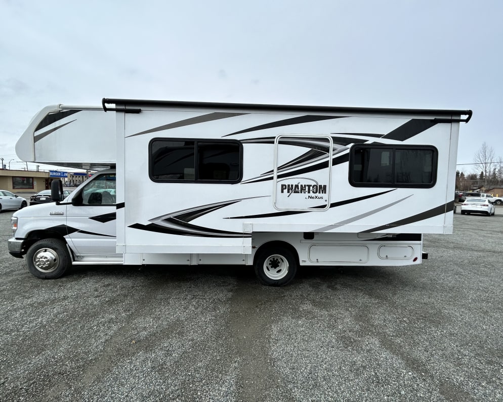 2020 Nexus Phantom Class C for rent in Anchorage Alaska