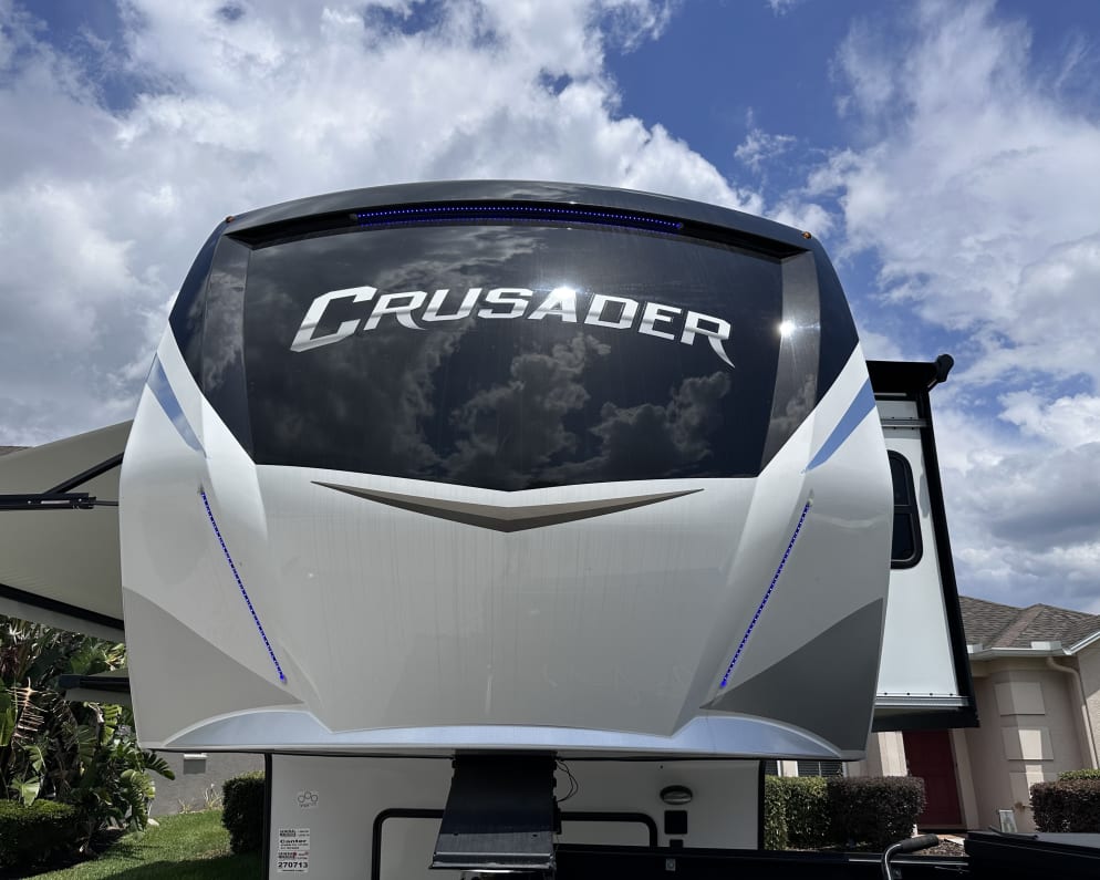 2022 Crusader Crusader Fifth Wheel available for rent in Land O Lakes Florida