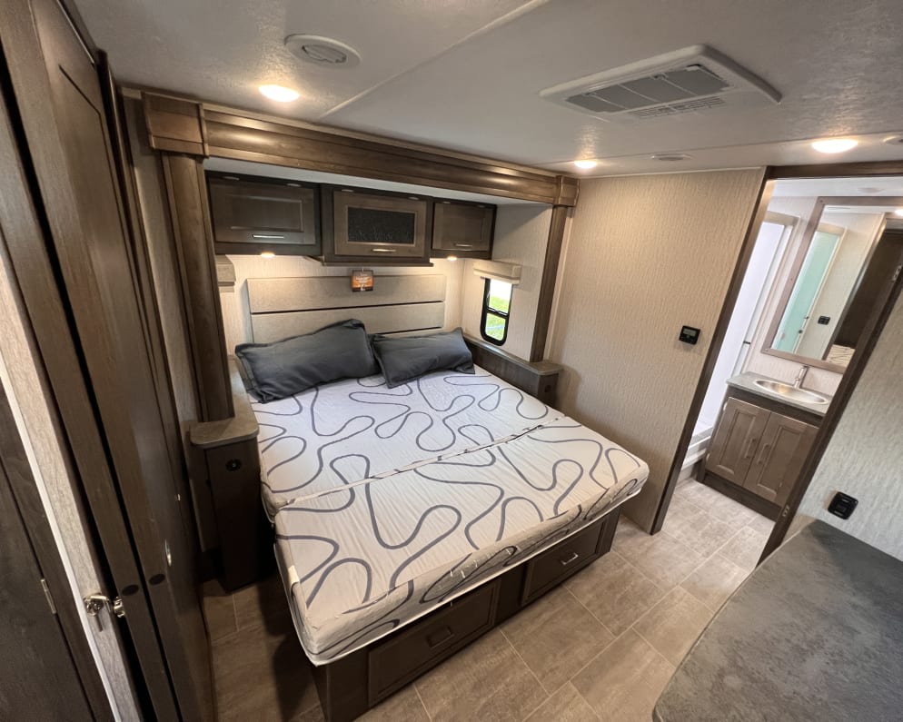 2022 Coachmen Mirada Class A for rent in Exton Pennsylvania