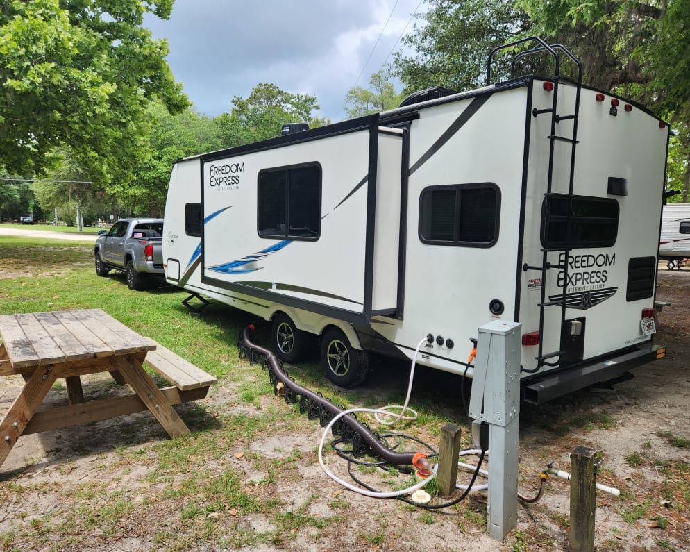 2021 Freedom Express  by Coachmen for rent in 31523