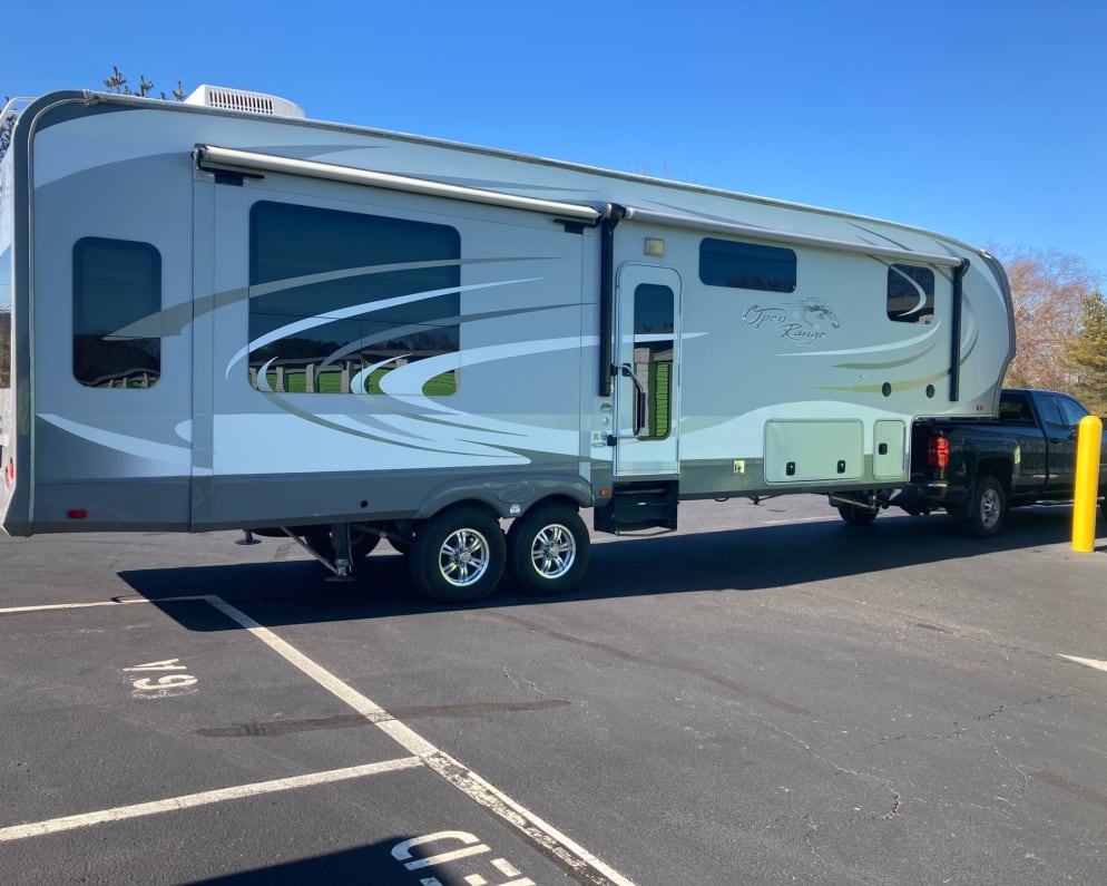 2013 Open Range RV Fifth Wheel  by Open Range RV for rent in 08203