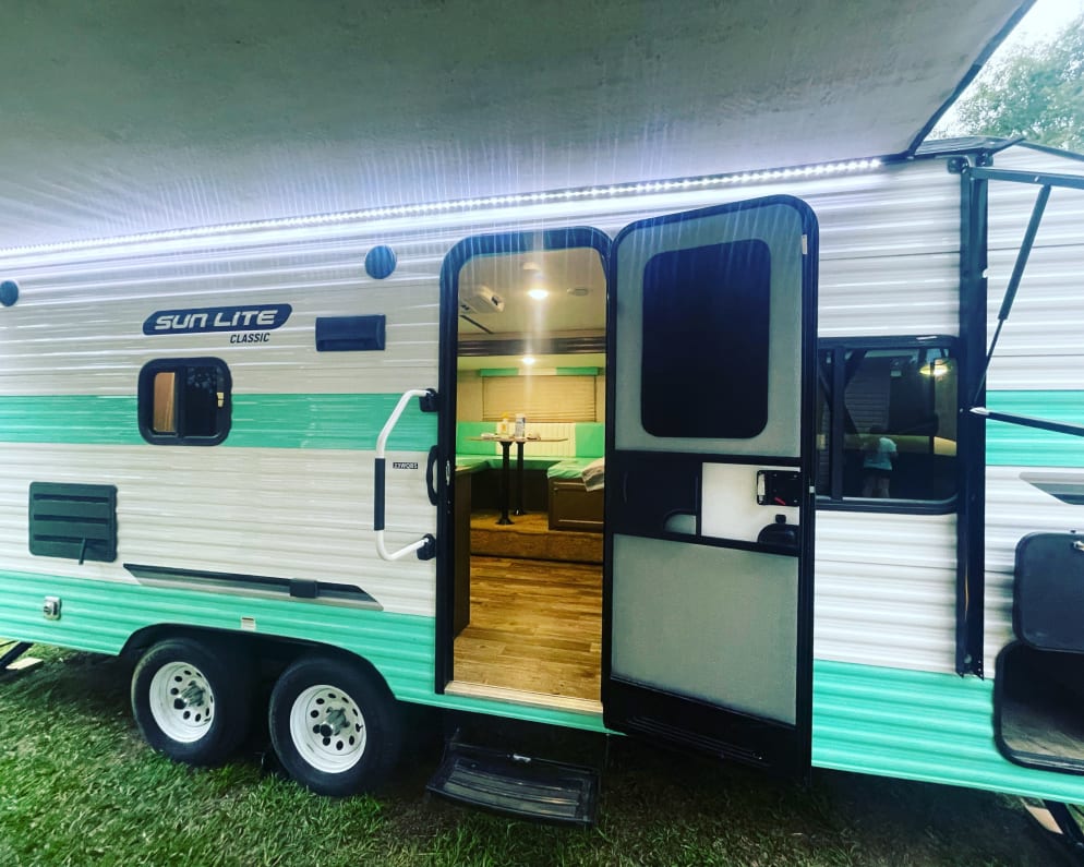 Travel Trailer RV for Rent in Prosperity, South Carolina