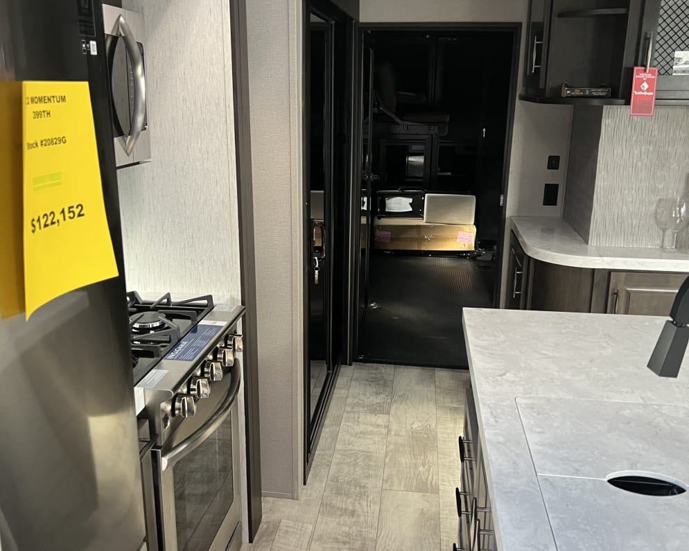 Fifth Wheel RV for Rent in Bangor, Maine