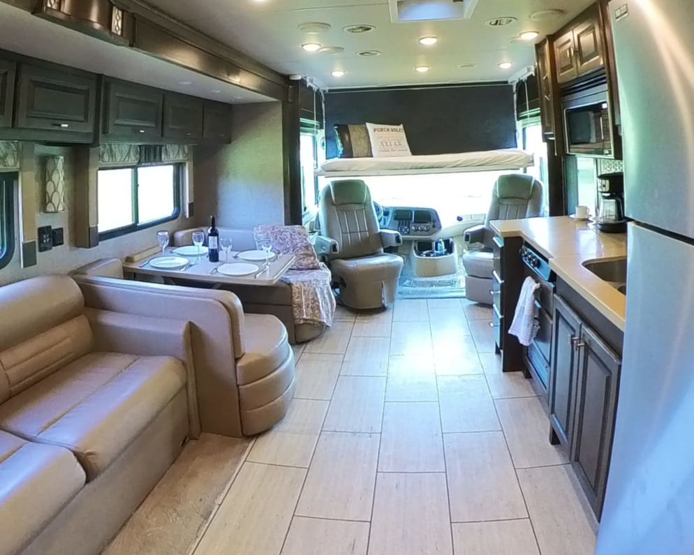 2018 Allegro Open Road  by Allegro for rent in 33442