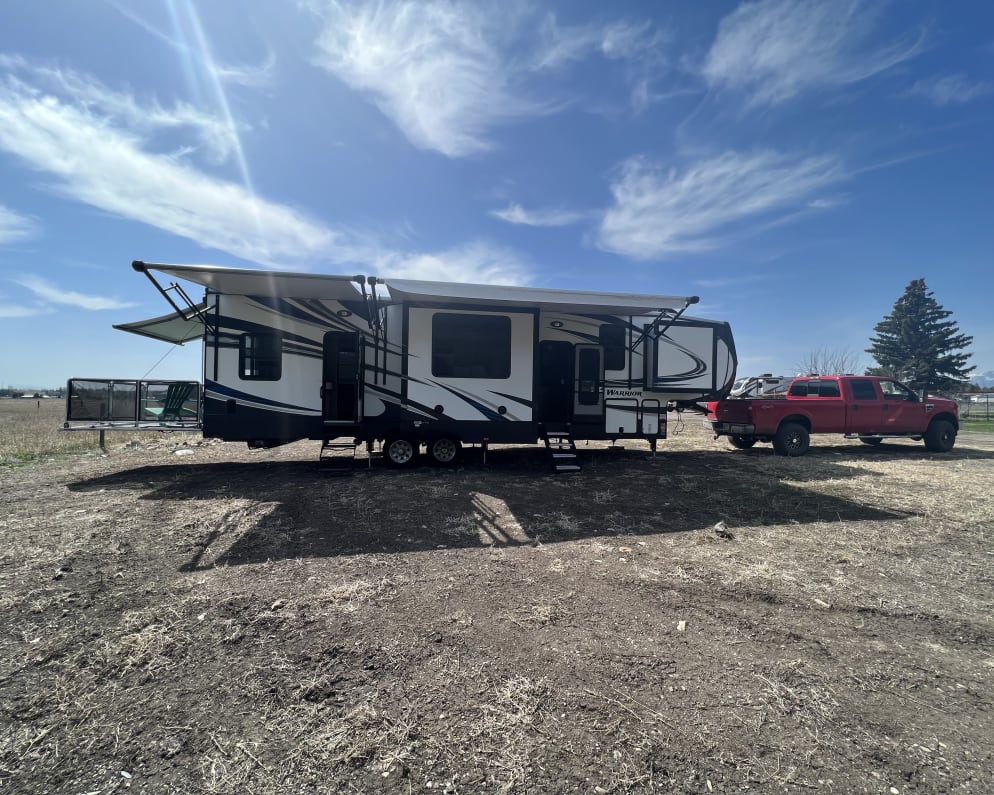 2015 Heartland RVs Road Warrior Toy Hauler available for rent in COLUMBIA FALLS Montana