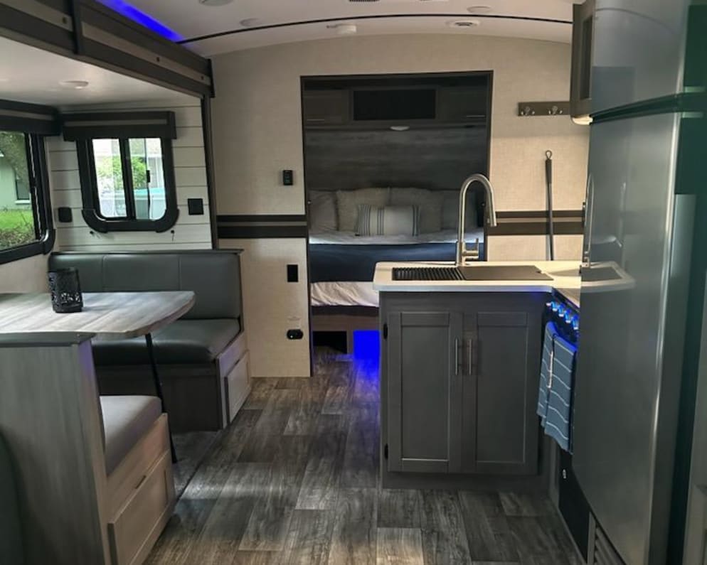 2021 Crossroads RV Sunset Trail Super Lite Travel Trailer for rent in Lithia Florida