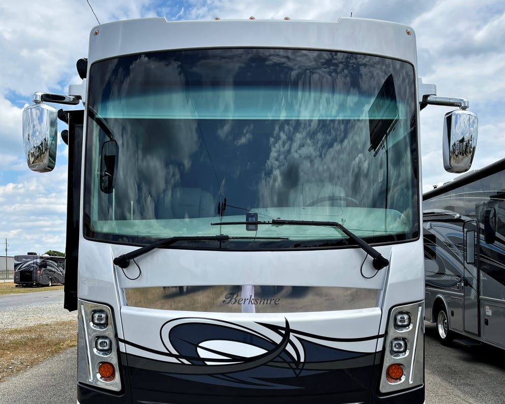 2023 Berkshire XLT Class A for rent in Easley South Carolina
