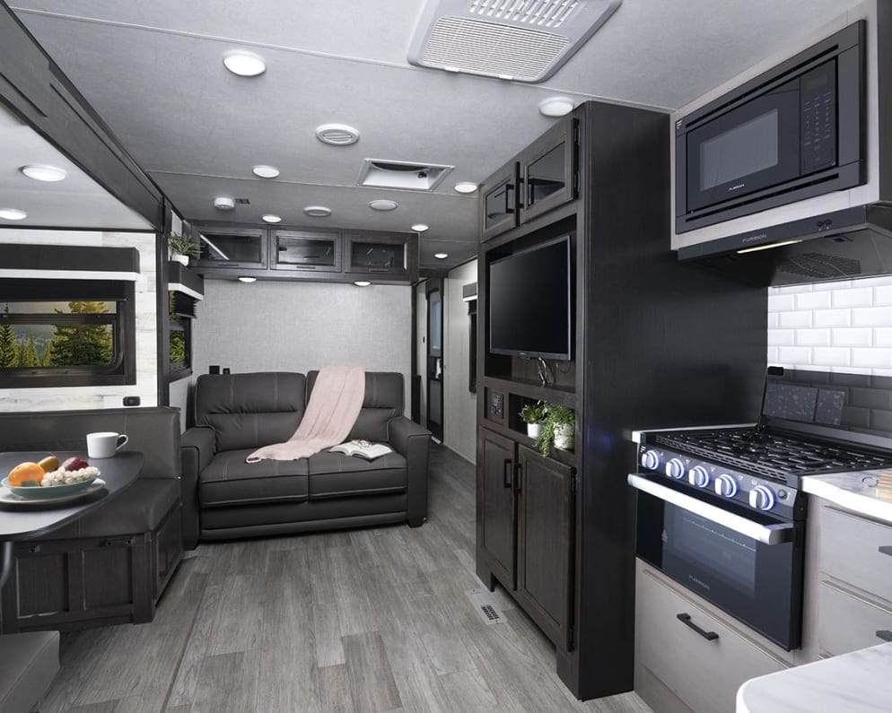 2021 Jayco Jay Feather Travel Trailer for rent in Whiteland Indiana