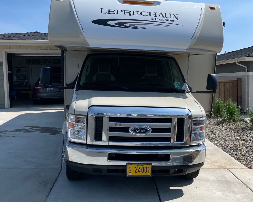 2018 Coachmen Leprechaun  by Forest River for rent in 97756