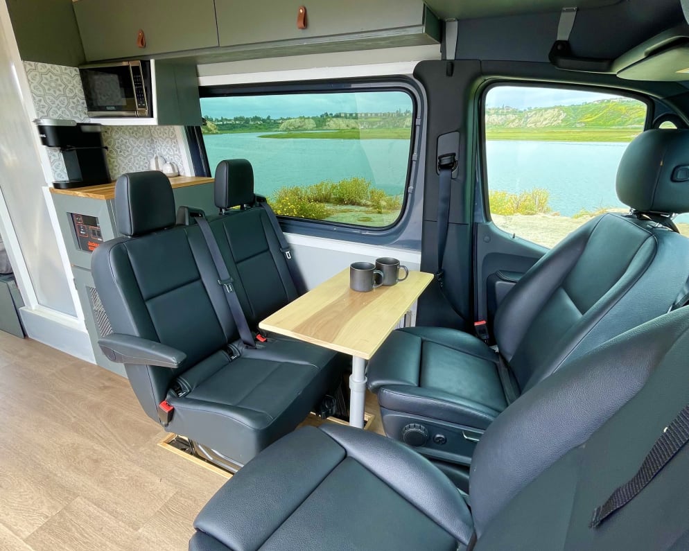 2021 Sprinter 2500  by Mercedes Sprinter for rent in 92627