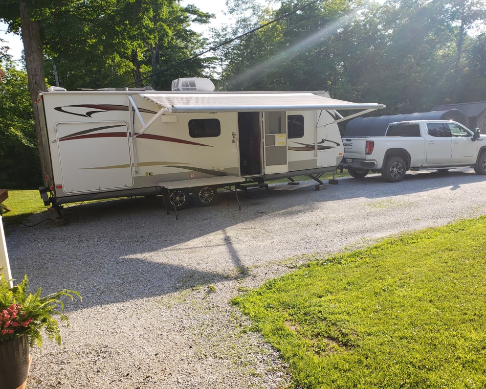 2013 Travel Trailer RV for Rent in Godfrey, Ontario