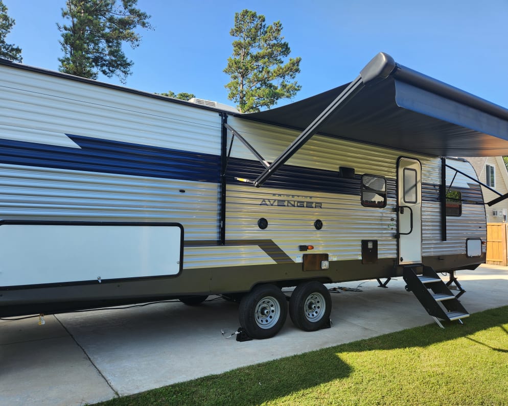 Travel Trailer RV for Rent in Byron,