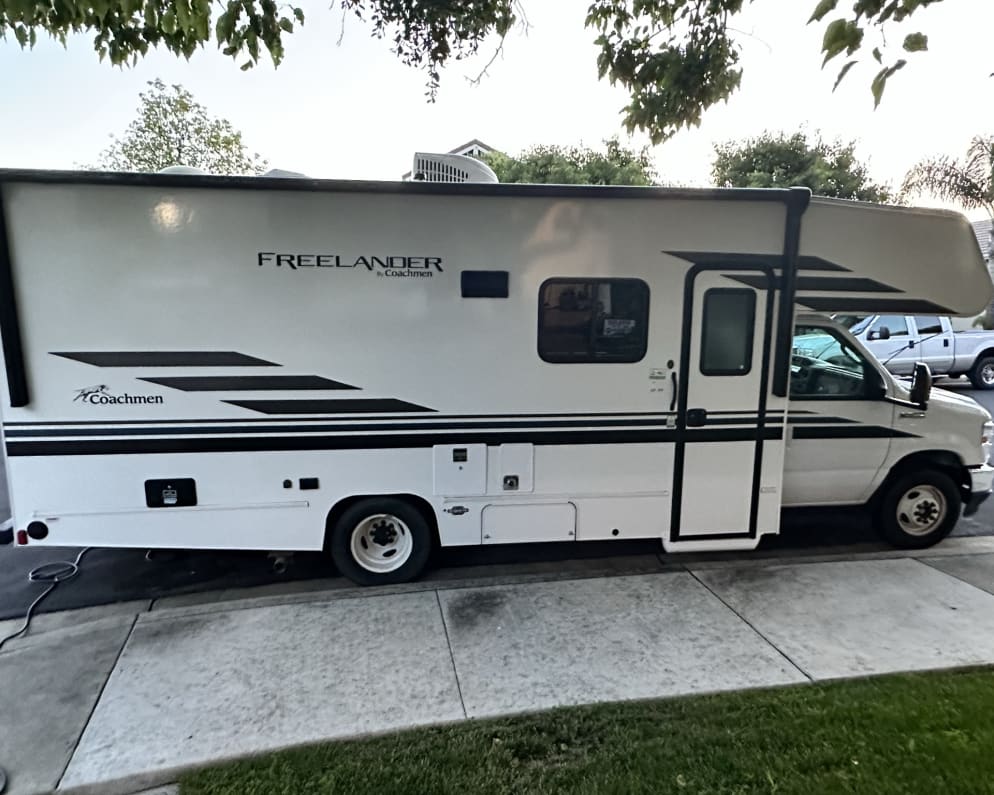 2022 Class C RV for Rent in Antioch, California
