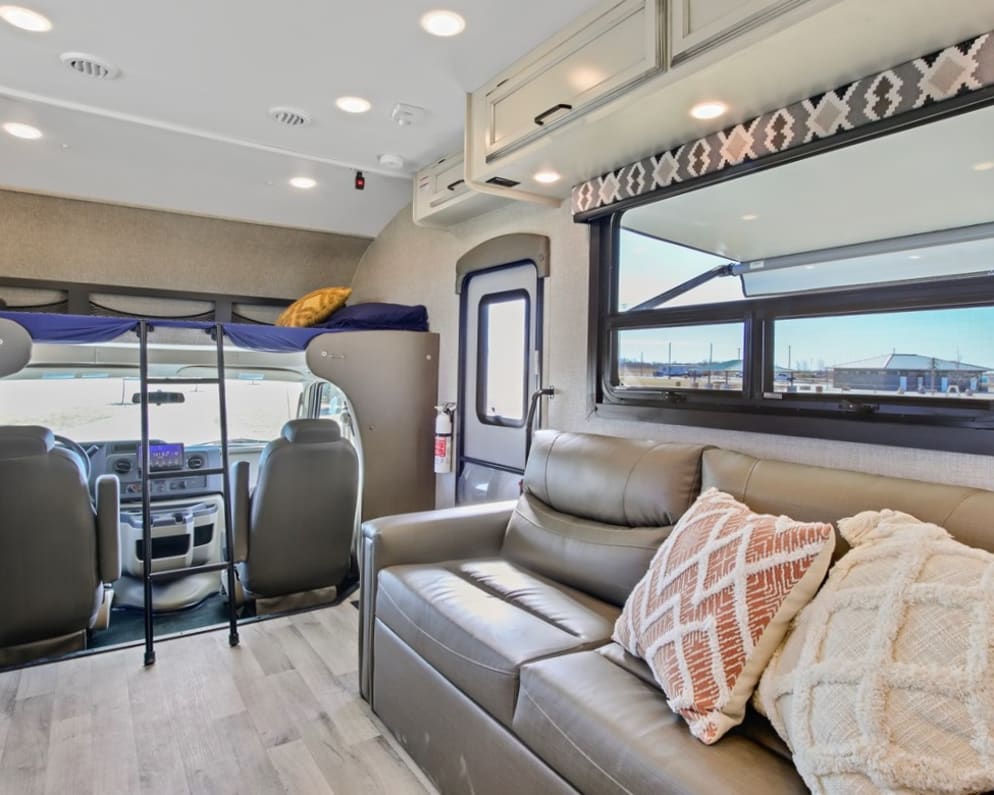 2022 Redhawk  by Jayco for rent in 20151