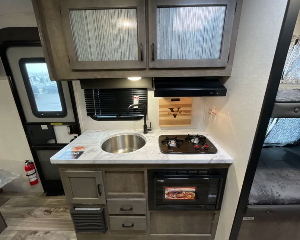 2023 Sonic Lite Travel Trailer for rent in Apple Valley Minnesota