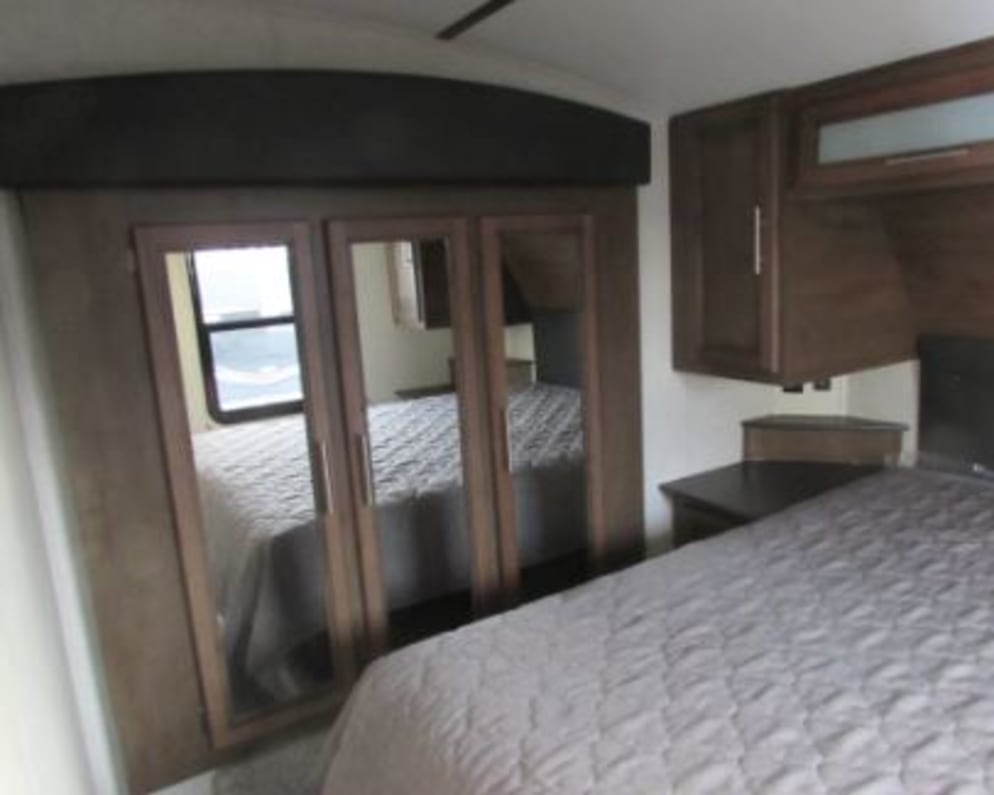 2022 Keystone RV Cougar Fifth Wheel for rent in CEDAR Michigan
