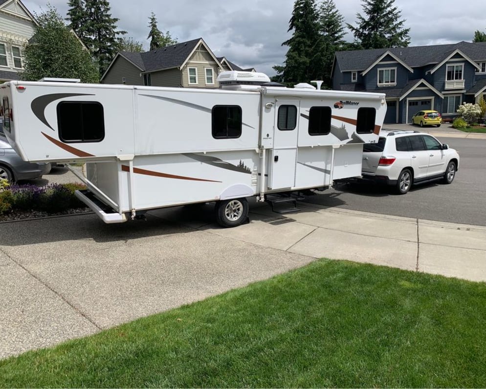 2013 Trailmanor Trailmanor Trailer