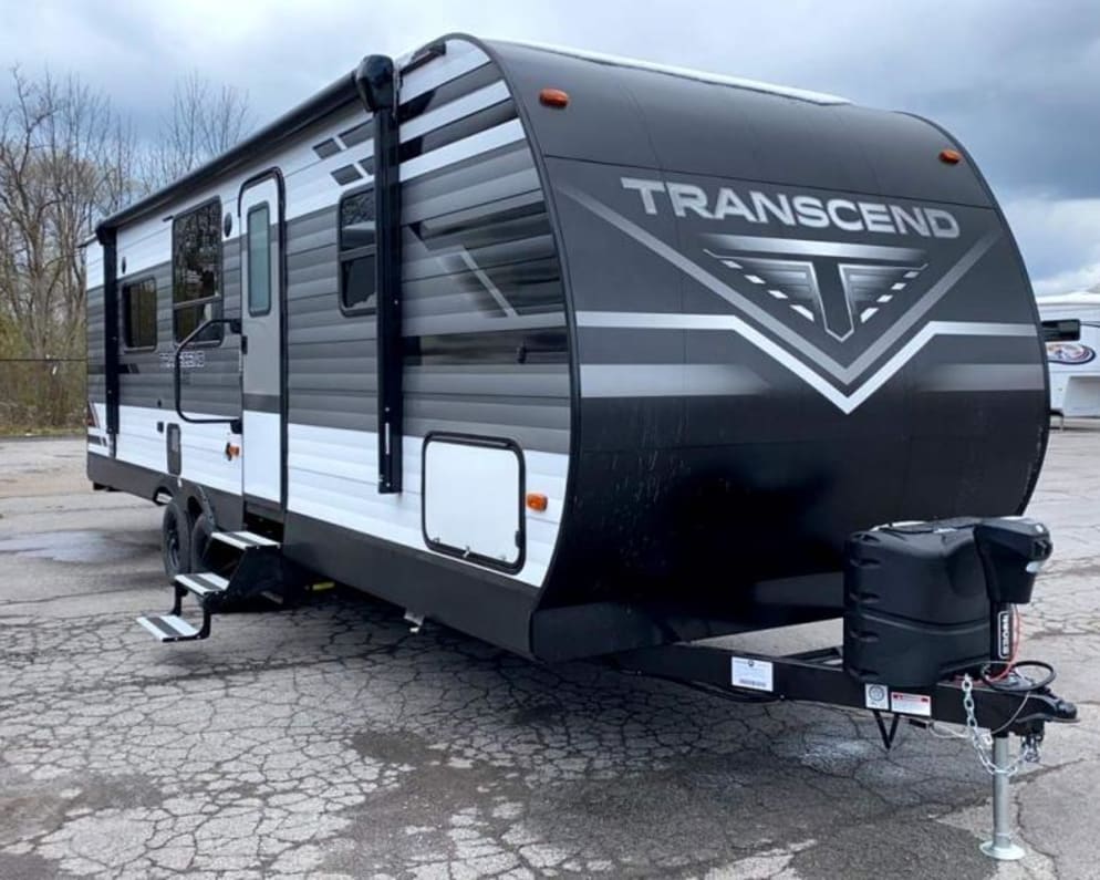 2021 transcend  by Grand Design for rent in 95928