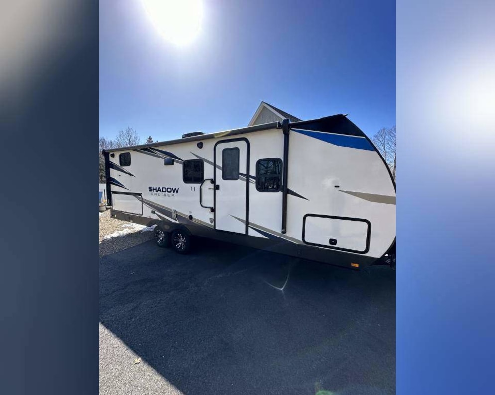 2023 Heartland RVs Shadow Cruiser