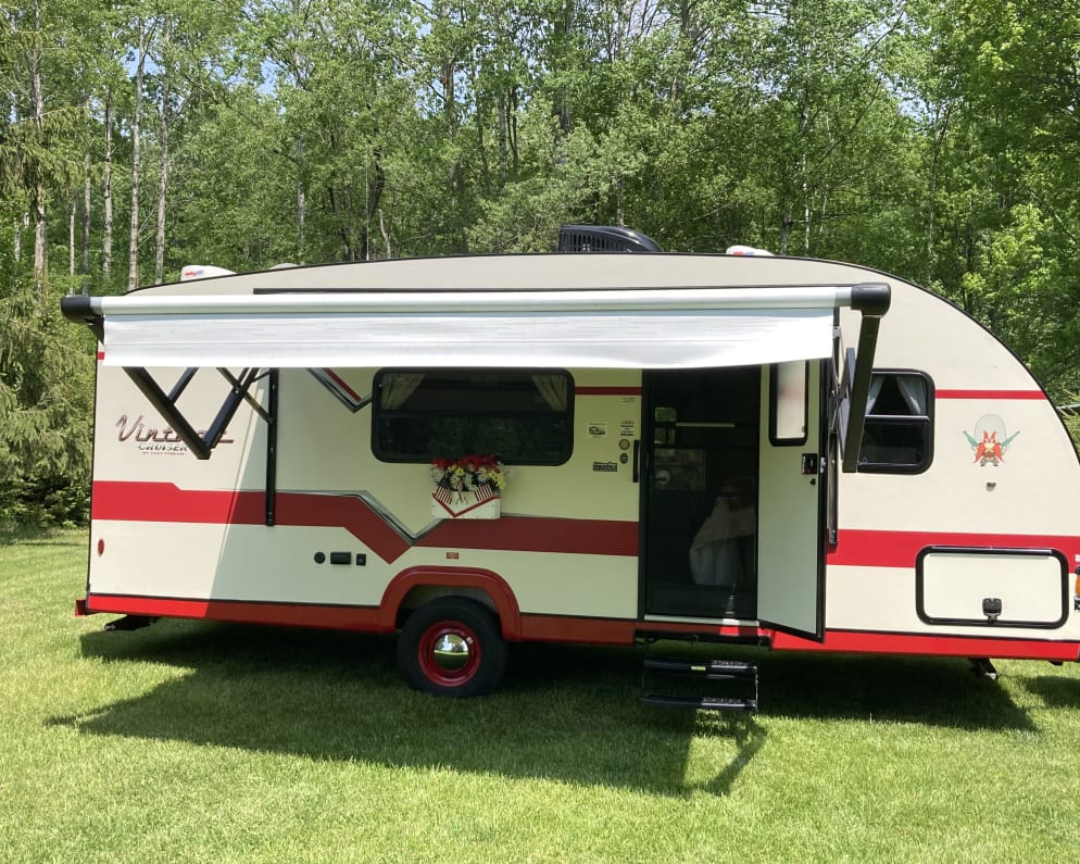 2019 Gulf Stream Vintage Cruiser