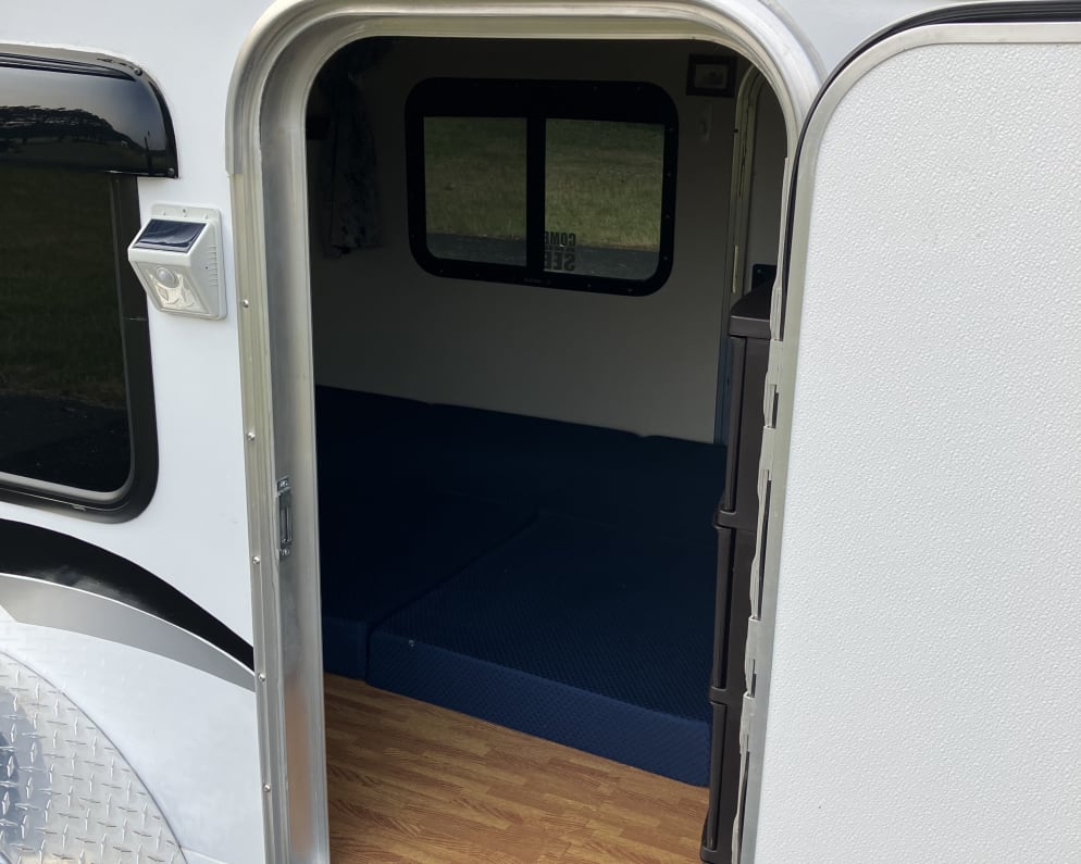 2021 Runaway Campers Rangerunner