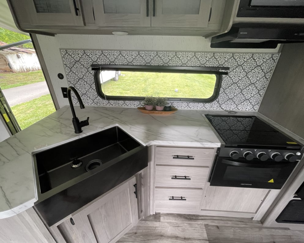 2023 Dutchmen Coleman Lantern Travel Trailer for rent in Mooresville North Carolina