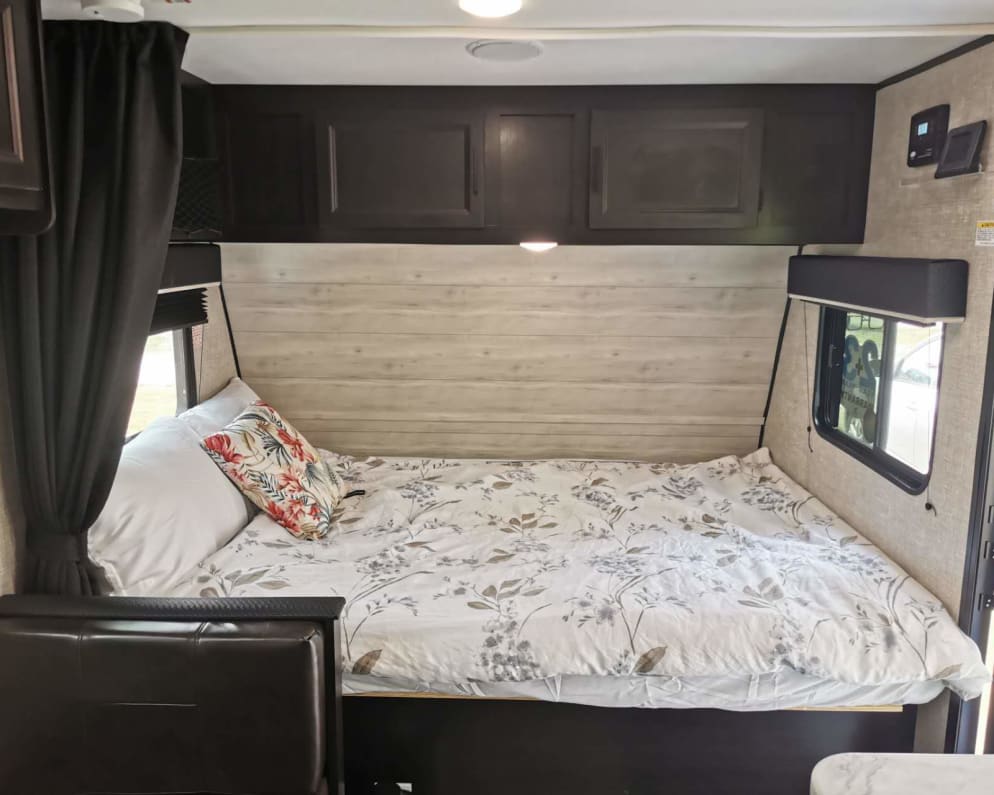 2022 Jayco Jay Flight SLX Travel Trailer for rent in Oro Medonte Ontario