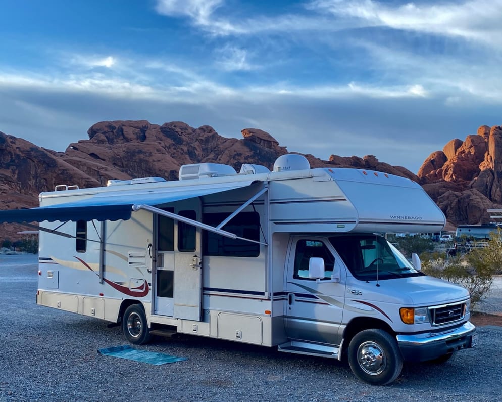 2005 Class C RV for Rent in Whittier, California - RVUSA.com
