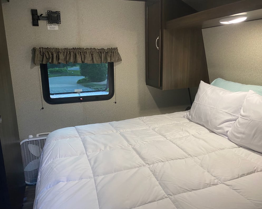 2023 Keystone RV Hideout Travel Trailer for rent in Des Moines Iowa