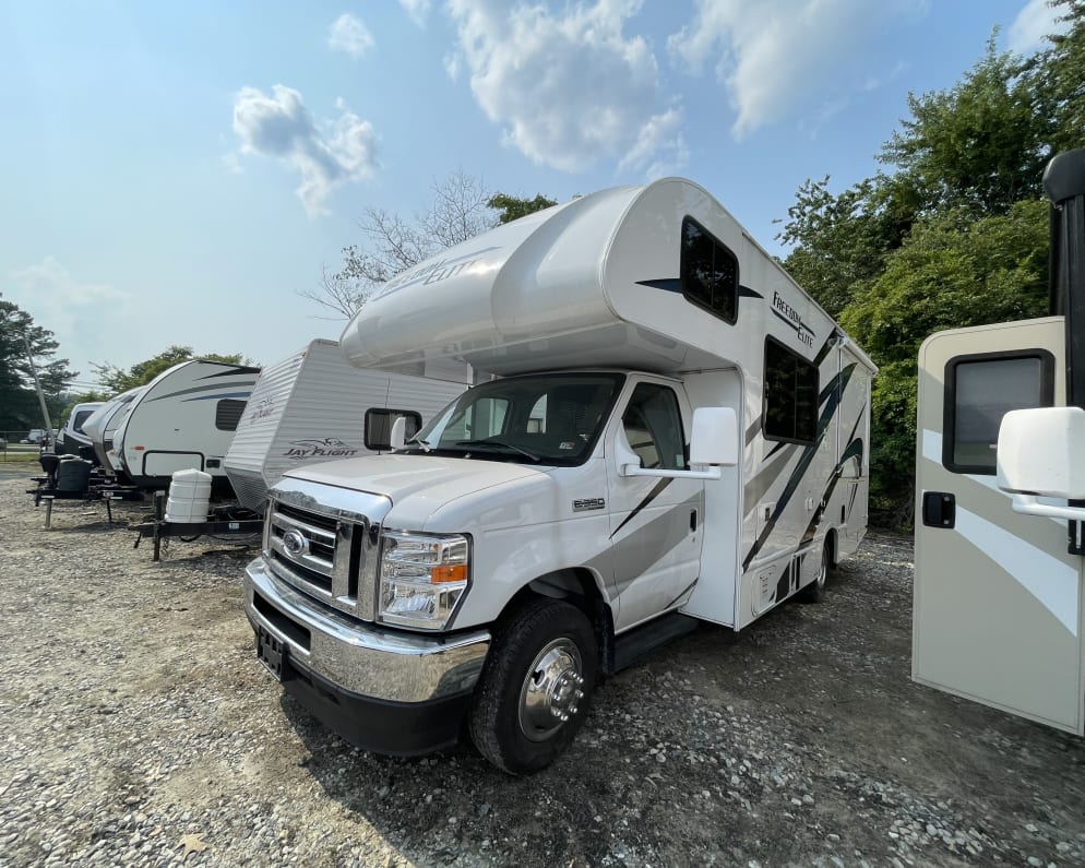 2022 Thor Freedom Elite Class C for rent in Windsor Virginia