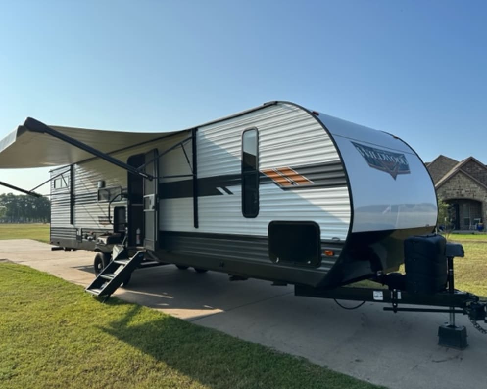 Exterior with awning out