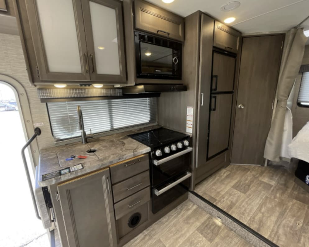 2023 Chateau  by Thor for rent in 84401