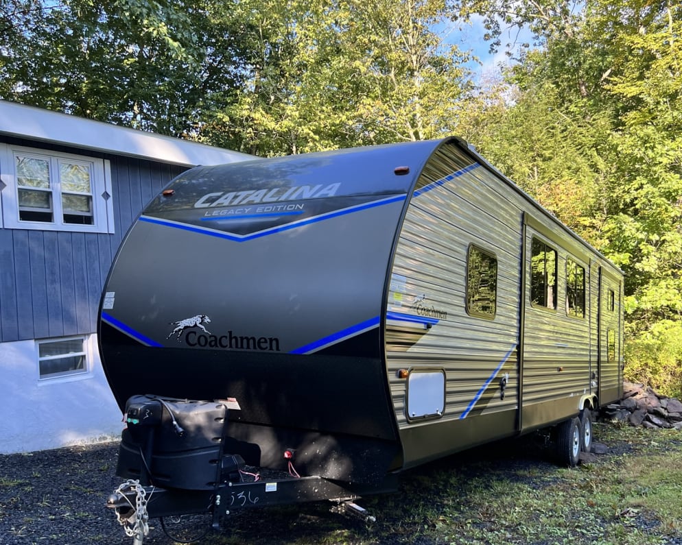 Travel Trailer RV for Rent in Delaware Water Gap, Pennsylvania