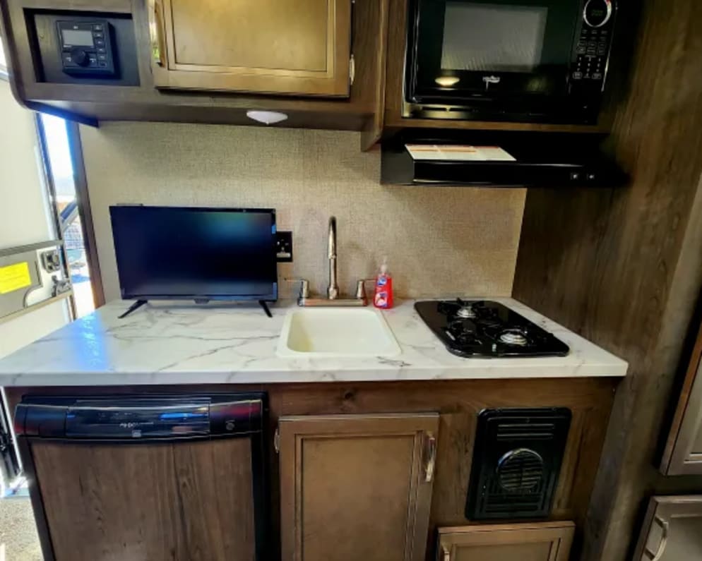 2020 Jay Flight SLX  by Jayco for rent in 43102