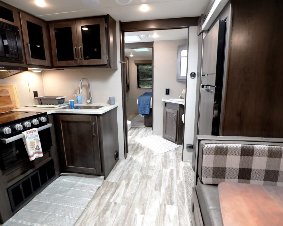 2022 Grand Design Transcend Xplor Travel Trailer for rent in Ozark Missouri