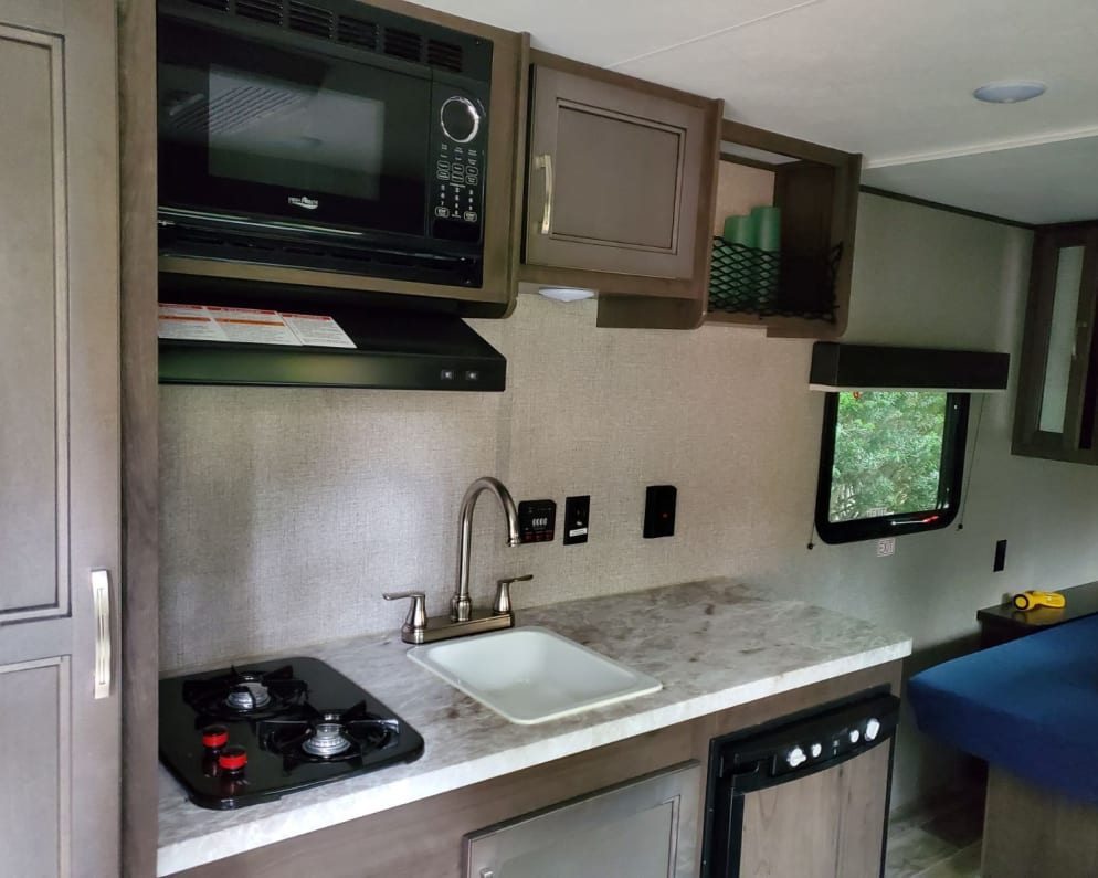 Travel Trailer RV for Rent in Centereach, New York
