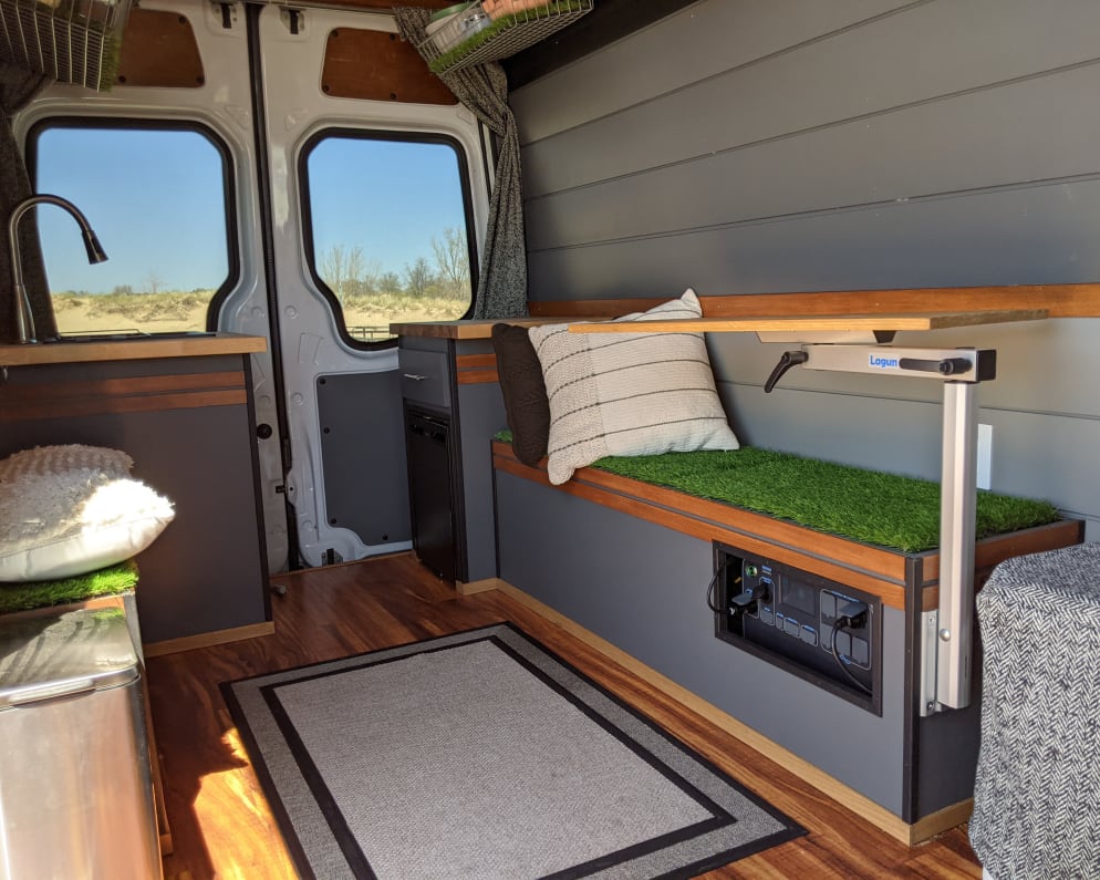 Class B RV for Rent in Walkerville, Michigan