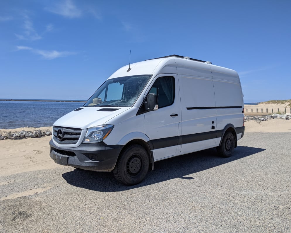 Class B RV for Rent in Walkerville, Michigan