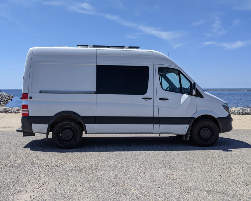 Class B RV for Rent in Walkerville, Michigan