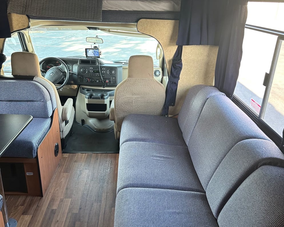2015 Thor Majestic Class C for rent in Citrus Heights California