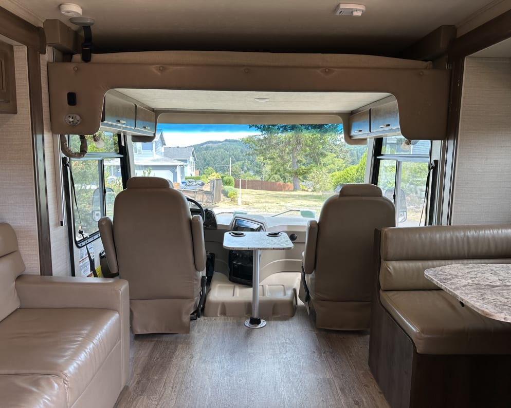 2018 Alante  by Jayco for rent in 98848