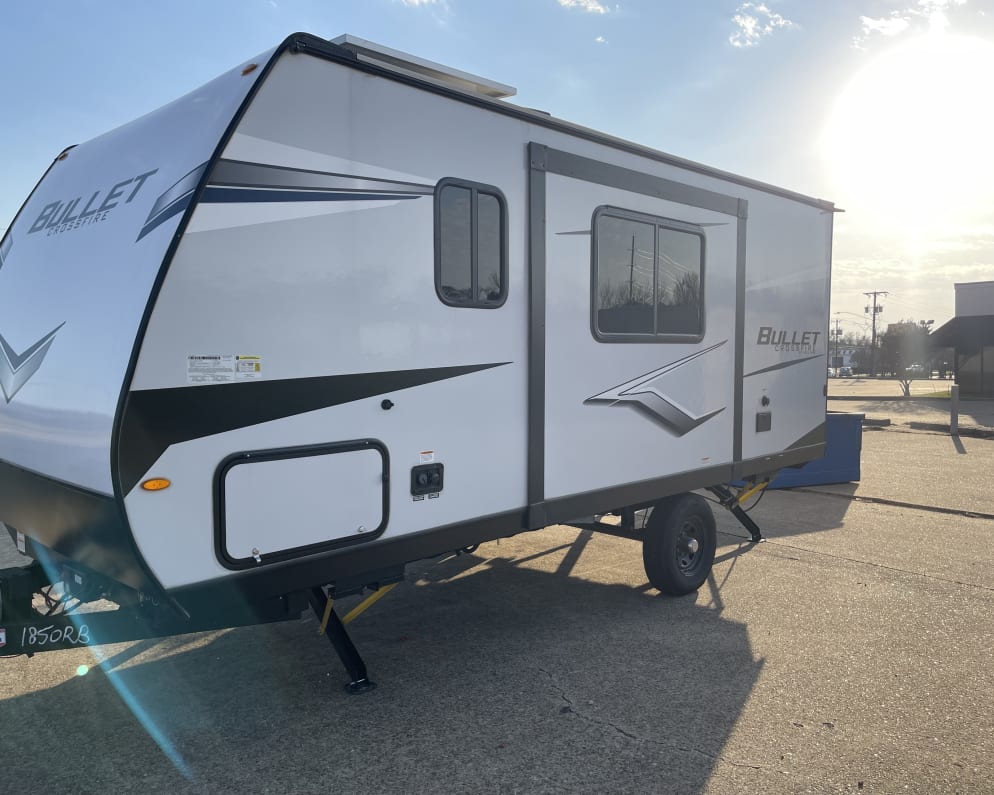 2022 Keystone RV Bullet Crossfire Travel Trailer for rent in Arlington Texas