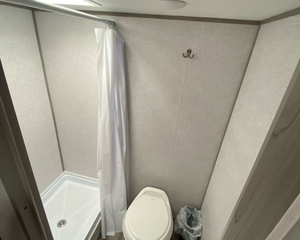 2023 Coleman Lantern LT  by Dutchmen for rent in 