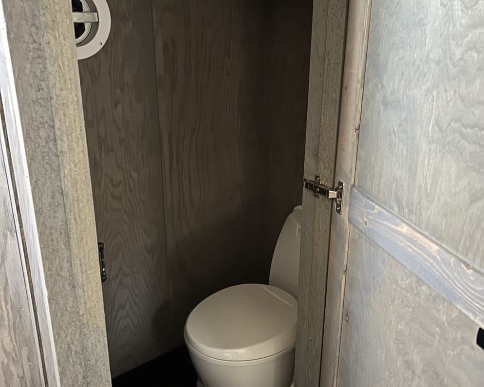 2022 Extreme 2  by Team Lodge for rent in 55325