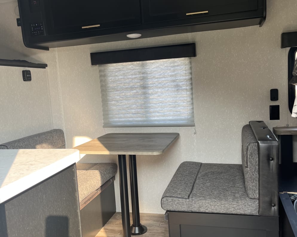 Travel Trailer RV for Rent in LeClaire, Iowa