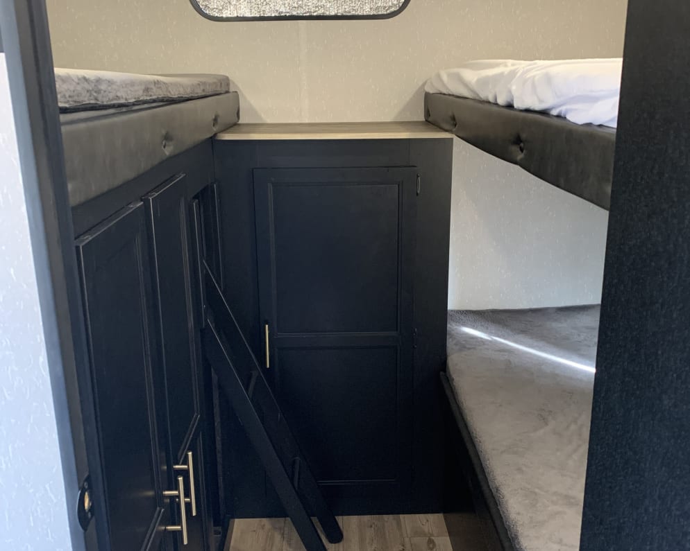 2021 Cherokee Grey Wolf Black Label  by Forest River for rent in 37737