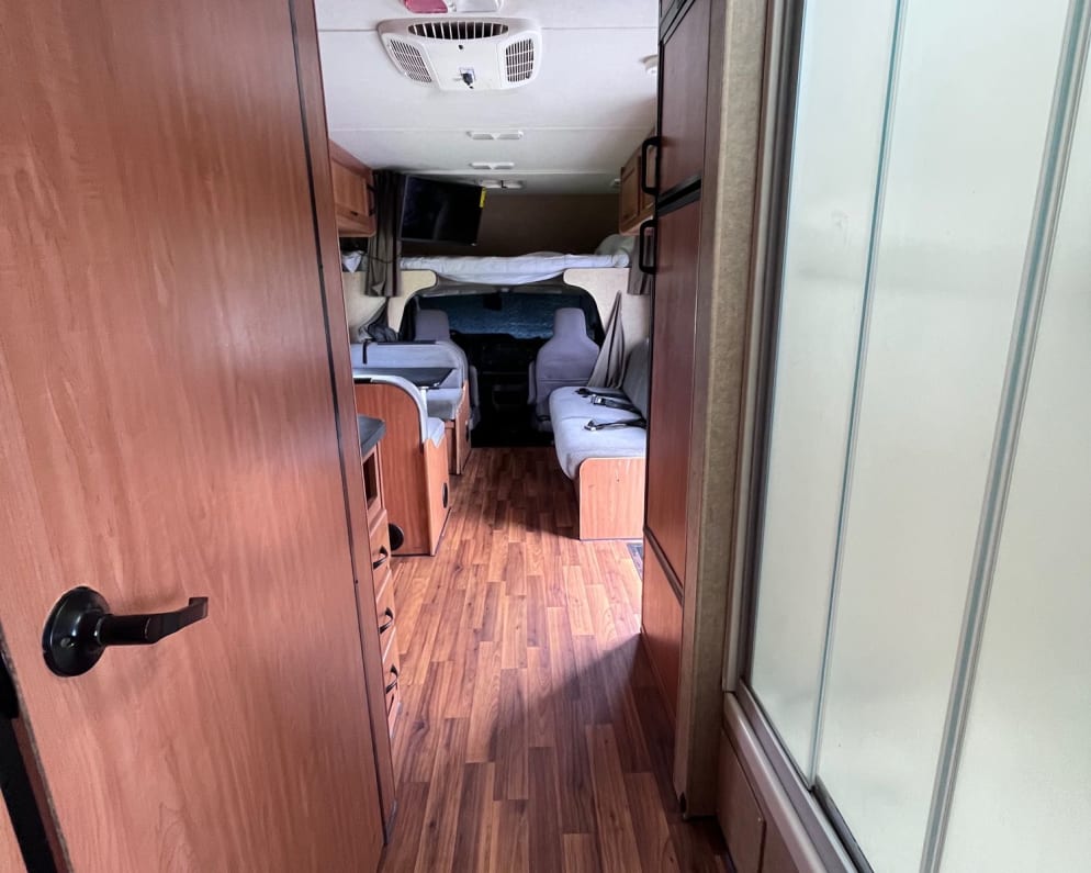 2017 Thor Majestic available for rent in Lake Worth Florida