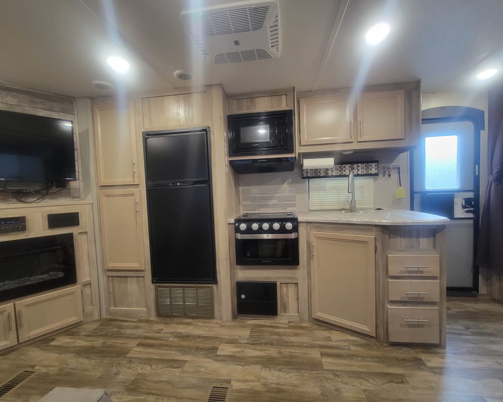 2021 Travel Trailer RV for Rent in Santaquin, Utah